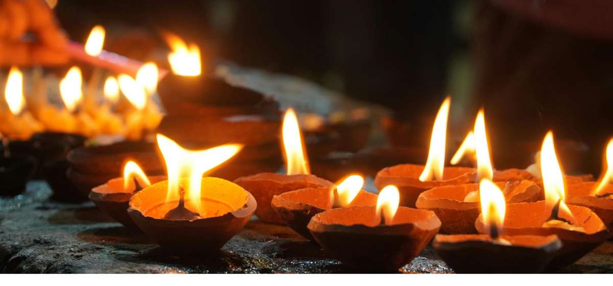  ESPECIAL FESTIVAL DIWALI  2027 (QITW16)